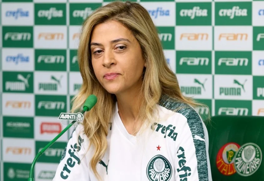 Leila Pereira, presidente do Palmeiras, anuncia compra de avião para facilitar logística do clube