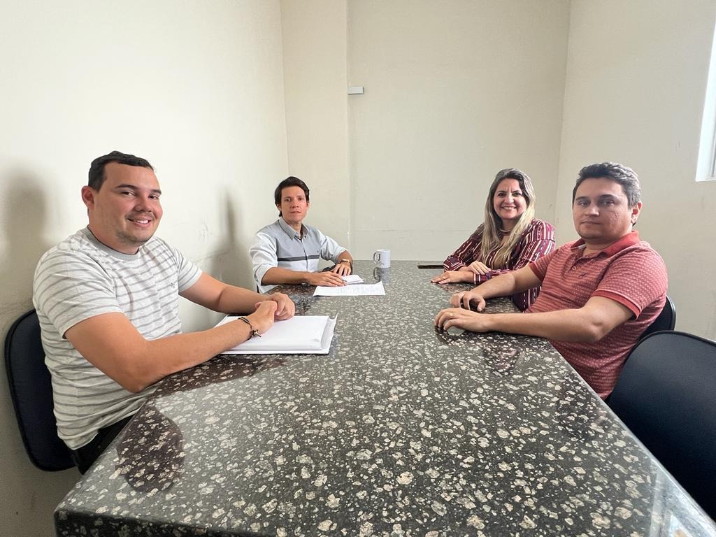 Pasta da Juventude e Procuradoria Municipal de Patos planejam primeira ação do Projeto Futuro Jovem, nas escolas municipais