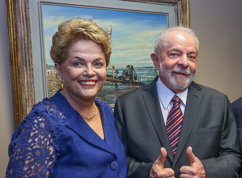 Lula indica Dilma para comandar Banco dos Brics