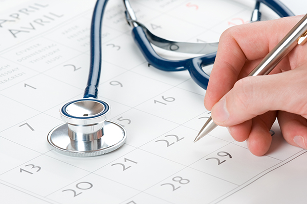 Cidadão reclama de demora para marcar cirurgia e faz apelo para que o estado abra sua vaga em João Pessoa; Central de Regulação e Marcação esclarece. Ouça