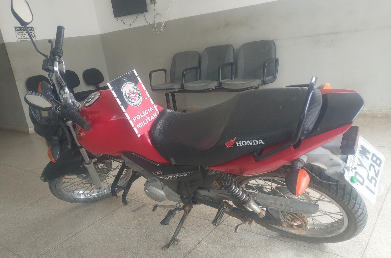 Operação Carnaval: Polícia Militar apreende veículo com sinais de adulteração de seus identificadores, em Teixeira-PB