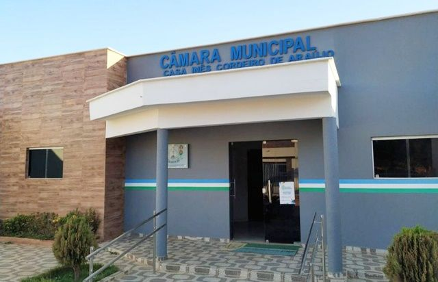 Ministério Público dá prazo de 90 dias para que Câmara de Vereadores da cidade de Teixeira cumpra recomendação para instalação de Ponto Eletrônico