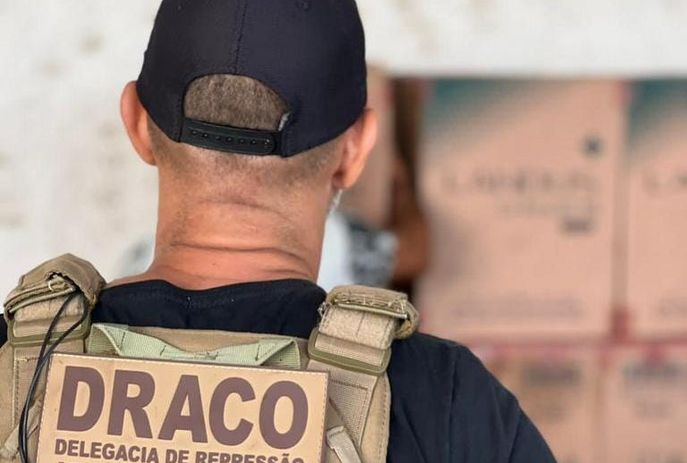 Maior apreensão da história: DRACO apreende 20 milhões de cigarros contrabandeados, em Sousa; quatro pessoas foram presas