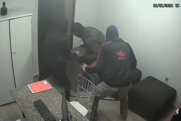 VÍDEO: Resort de luxo é invadido e assaltado por criminosos em Campina Grande neste domingo (05)