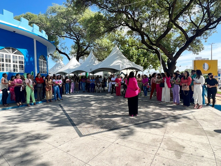 Prefeitura de Patos realiza ação alusiva ao Dia Internacional da Mulher na Praça Getúlio Vargas