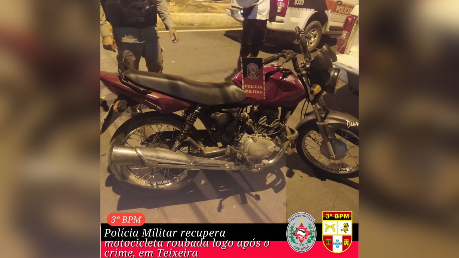Polícia Militar recupera motocicleta roubada logo após o crime, em Teixeira