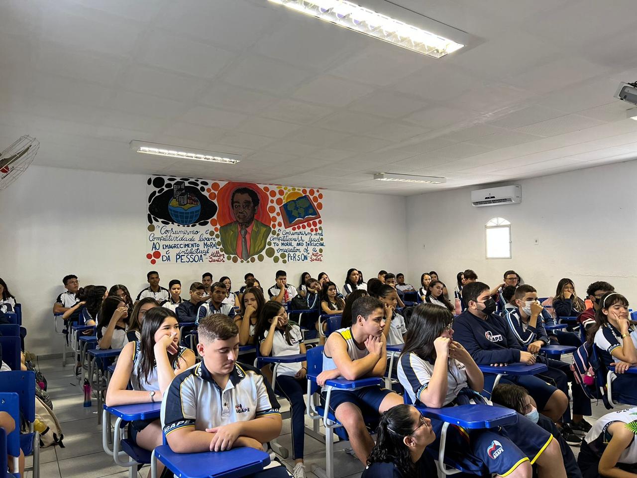 A MULHER PODE SER O QUE ELA QUISER: Semana do Dia internacional da Mulher no Ágape é encerrada com palestra e troca de saberes