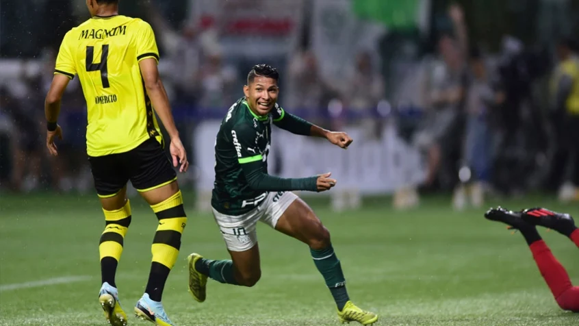 Com arbitragem polêmica, Rony decide, Palmeiras bate o São Bernardo e está na semi do Paulistão