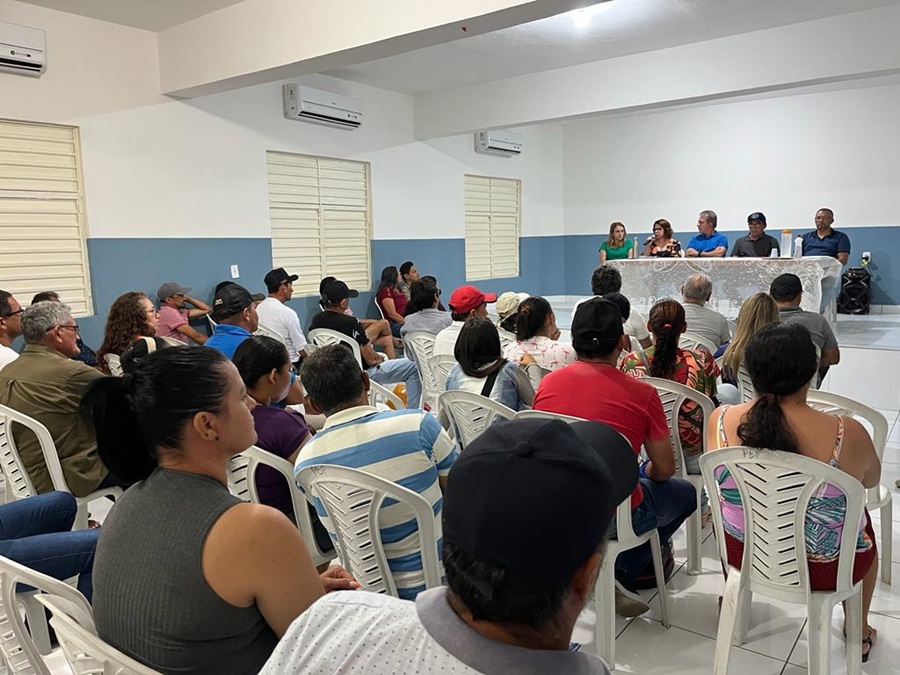 Prefeitura de Patos realiza reunião de alinhamento com agricultores cadastrados do Programa Alimenta Brasil