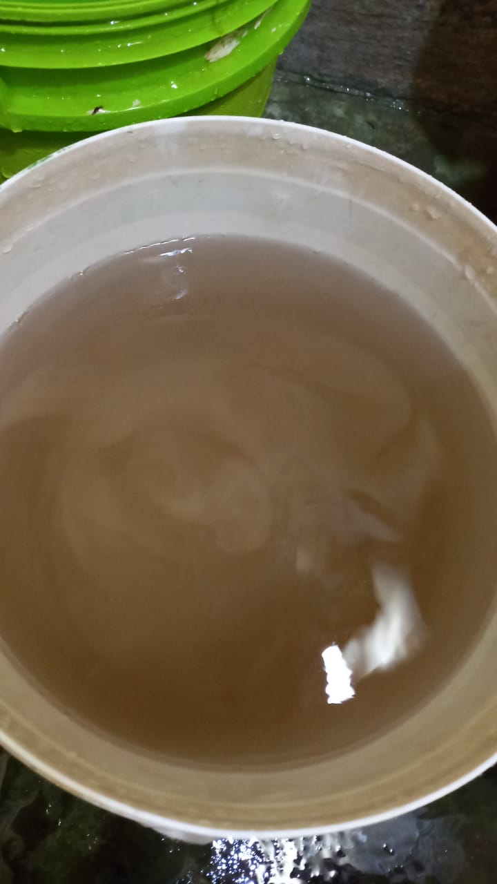 População de Patos relata coloração escura, baixa pressão e falta de água em alguns bairros; Cagepa explica situação