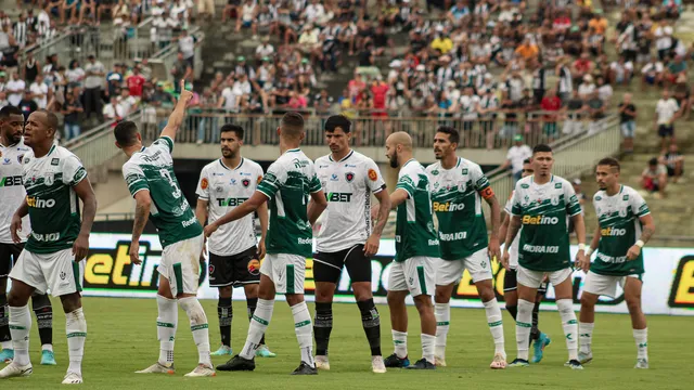 Botafogo-PB bate o Sousa e larga em vantagem na luta por uma vaga na final do Paraibano