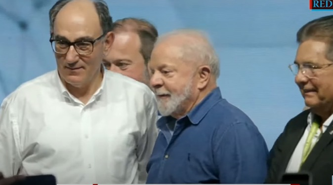 Lula opta por não discursar na Paraíba e vai a Recife almoçar com Raquel Lyra