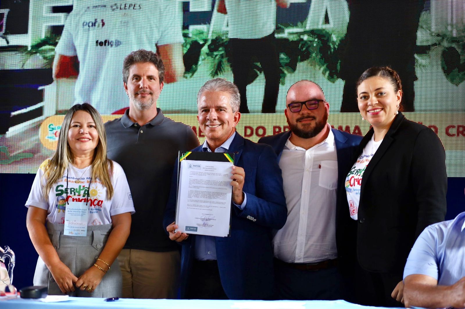 I Conferência Municipal da Educação Infantil de Patos lança programa SerTão Criança com presença de representante do MEC
