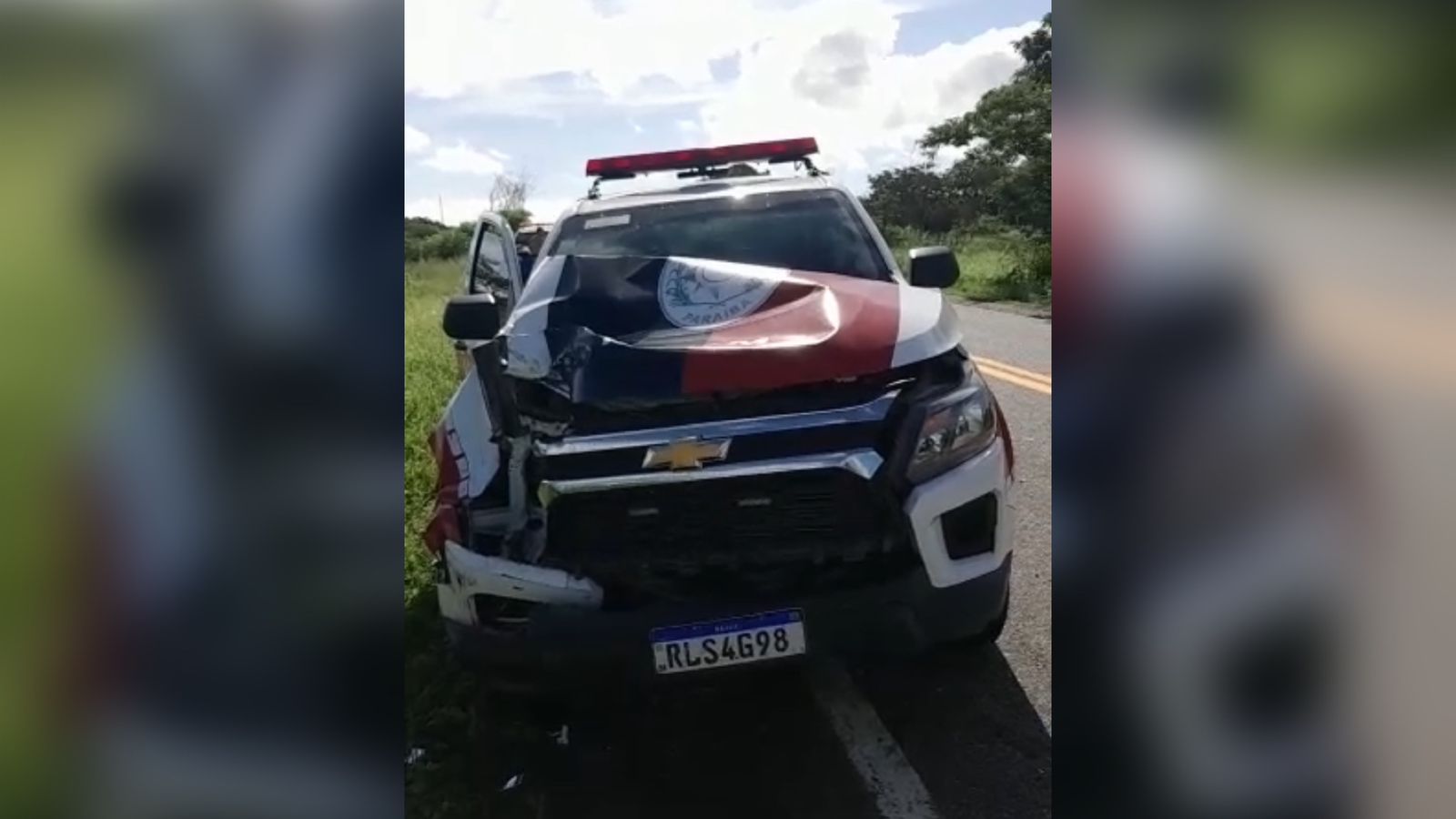 Viatura da PM colide na traseira de ônibus na manhã desta segunda-feira (27), na BR-361, entre Santa Terezinha e Catingueira; Veja Vídeo