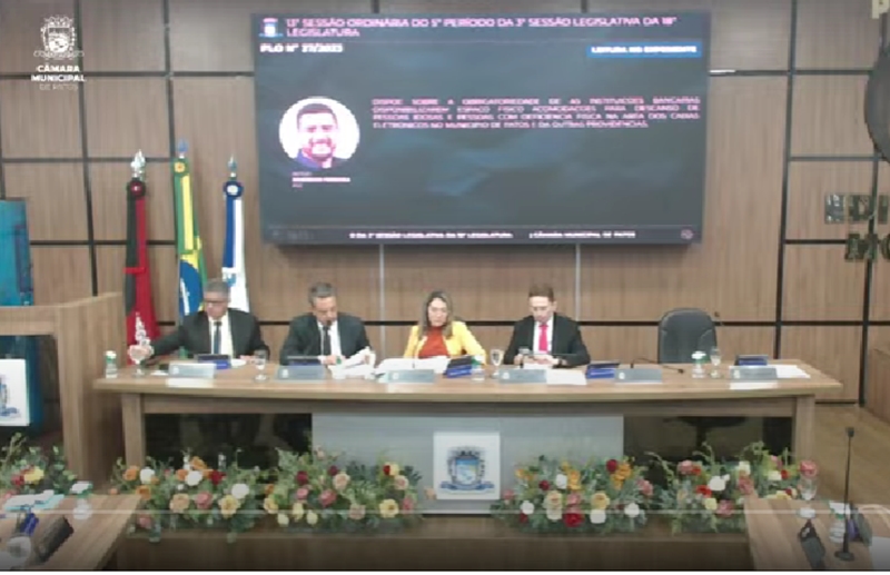 Em Patos: Projeto do poder executivo que concede 13° salário a prefeito, vice e secretários é aprovado em 1º votação na noite desta terça (28) 