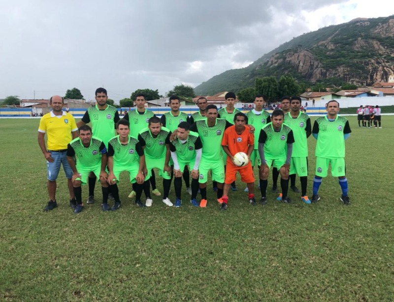 Atletas de futebol de Passagem participam de torneio esportivo na cidade de Catingueira-PB