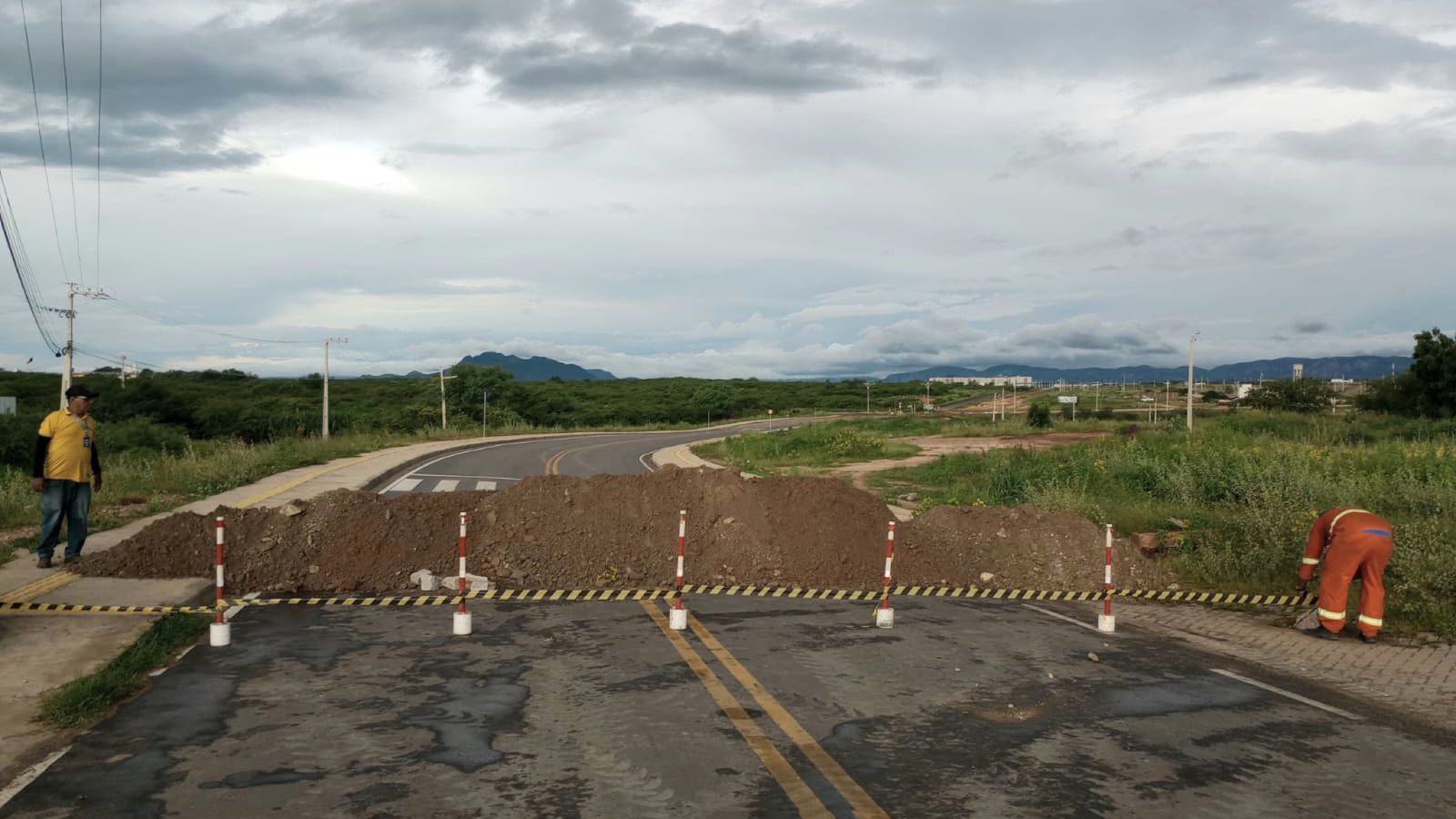 Obra na rotatória da Alça Sudeste, em Patos, deverá ser finalizada nesta segunda-feira (10)