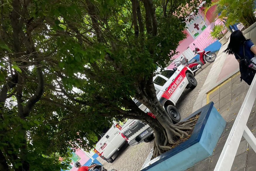 Polícia apreende celular e computador de suspeito de planejar ataques a escola em Campina Grande