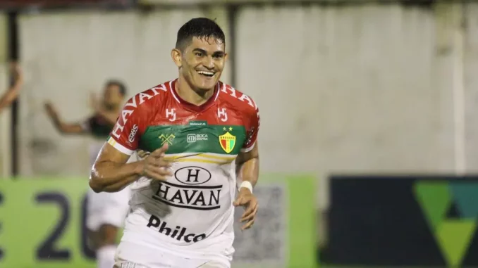 Campinense fecha com mais dois reforços para disputar a Série D