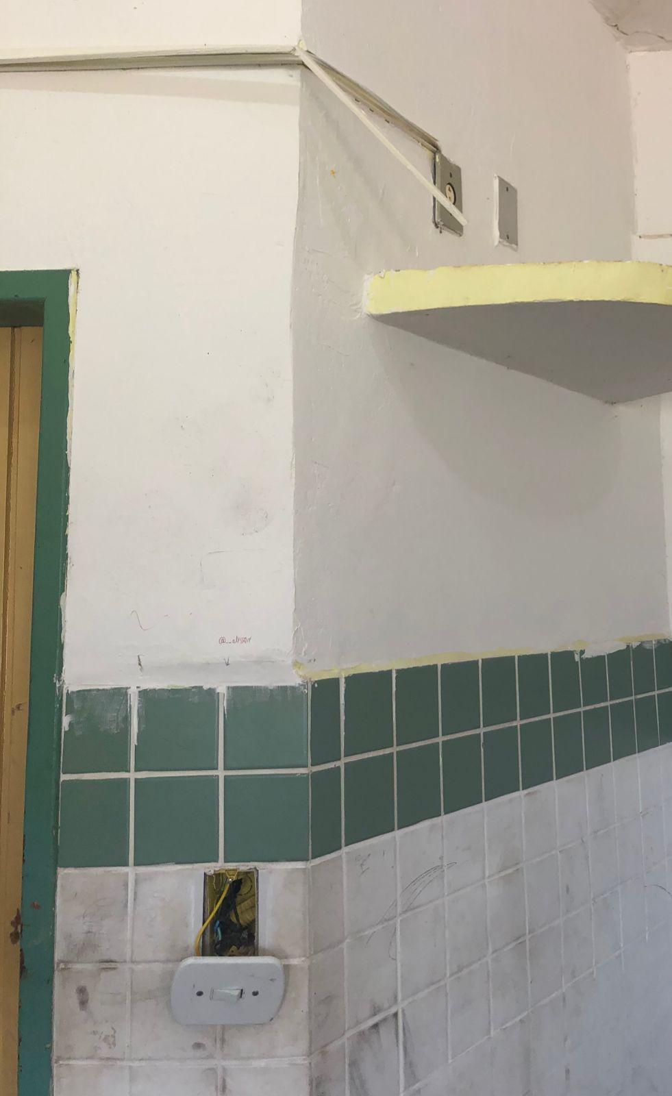 Mãe de aluno da Escola Estadual Normal denuncia que prédio se encontra em condições precárias; gerente regional de Educação se pronuncia