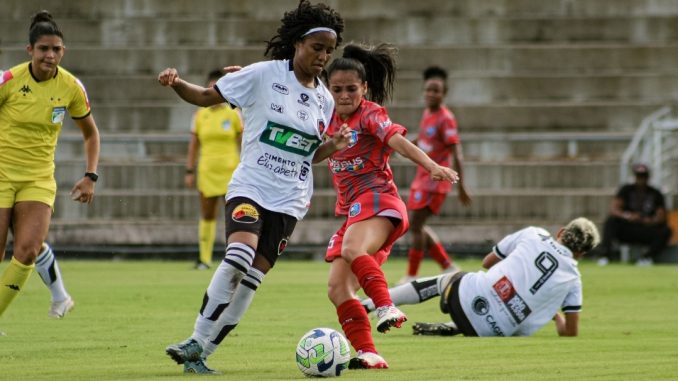 Time feminino do Botafogo-PB perde para o 3B da Amazônia na estreia do Brasileiro A2