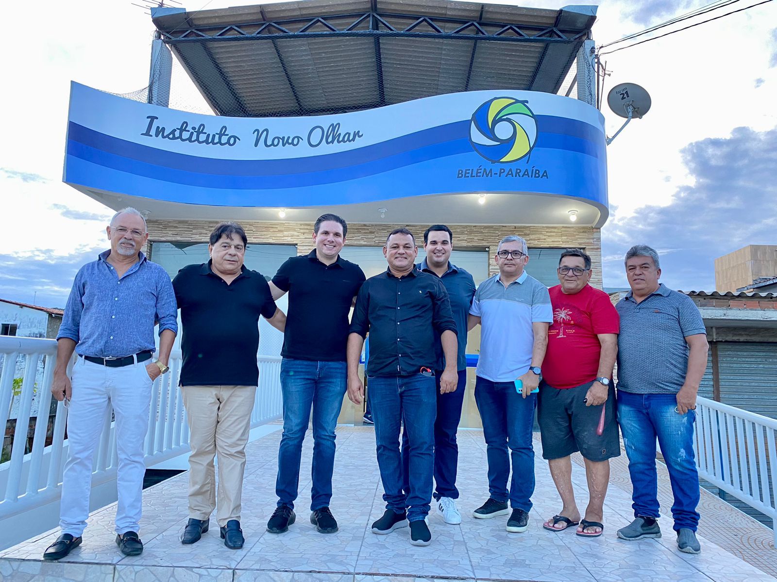 Deputado Hugo Motta participa de inauguração da nova unidade do Instituto Novo Olhar em Belém-PB