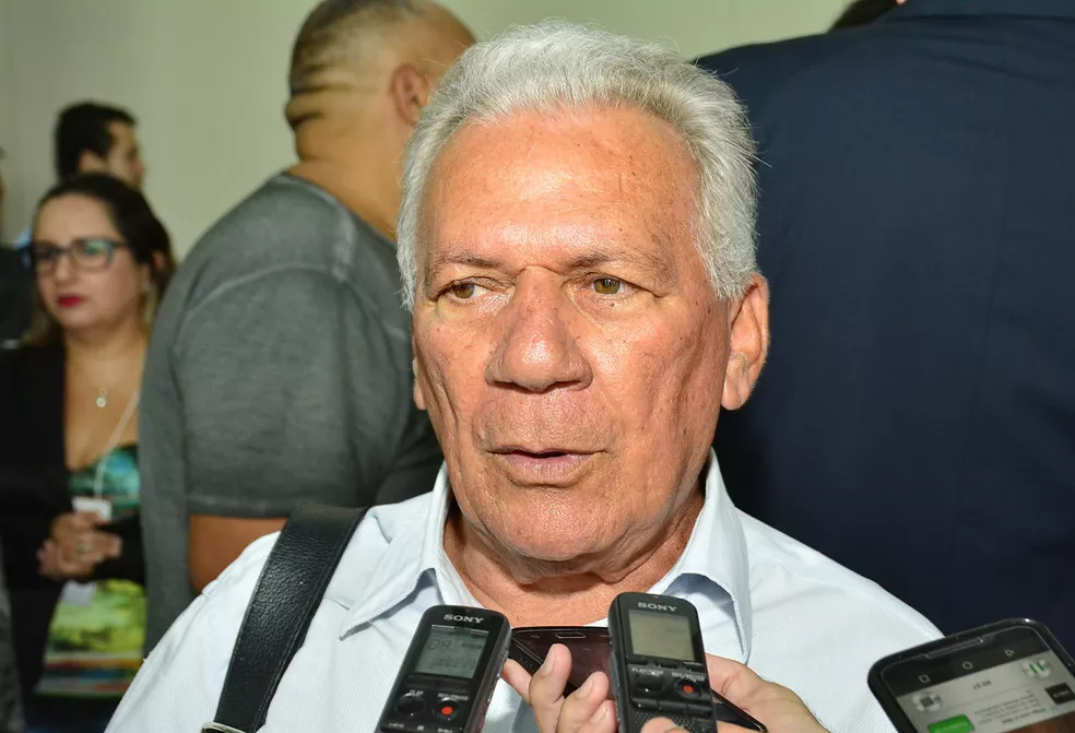 Prefeito de Cajazeiras é denunciado por importunação sexual, e caso é encaminhado ao TJPB