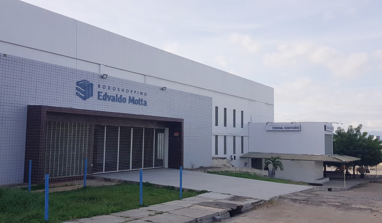 Vereador denuncia abandono do Rodoshopping Edvaldo Motta