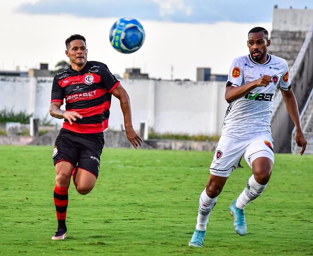 Campinense e Botafogo-PB empatam no Amigão em amistoso