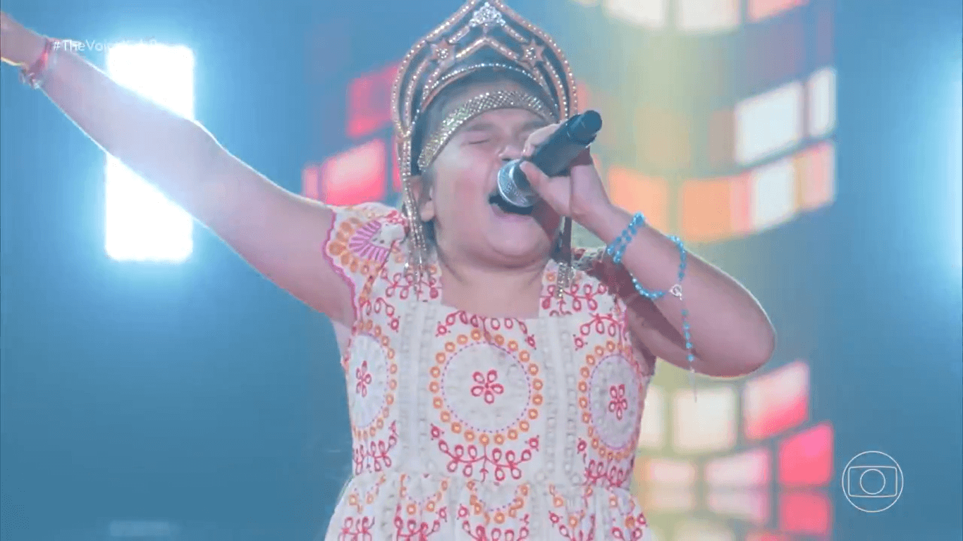 Confira como foi a apresentação da cantora Sofia Simplício no The Voice Kids. VÍDEO