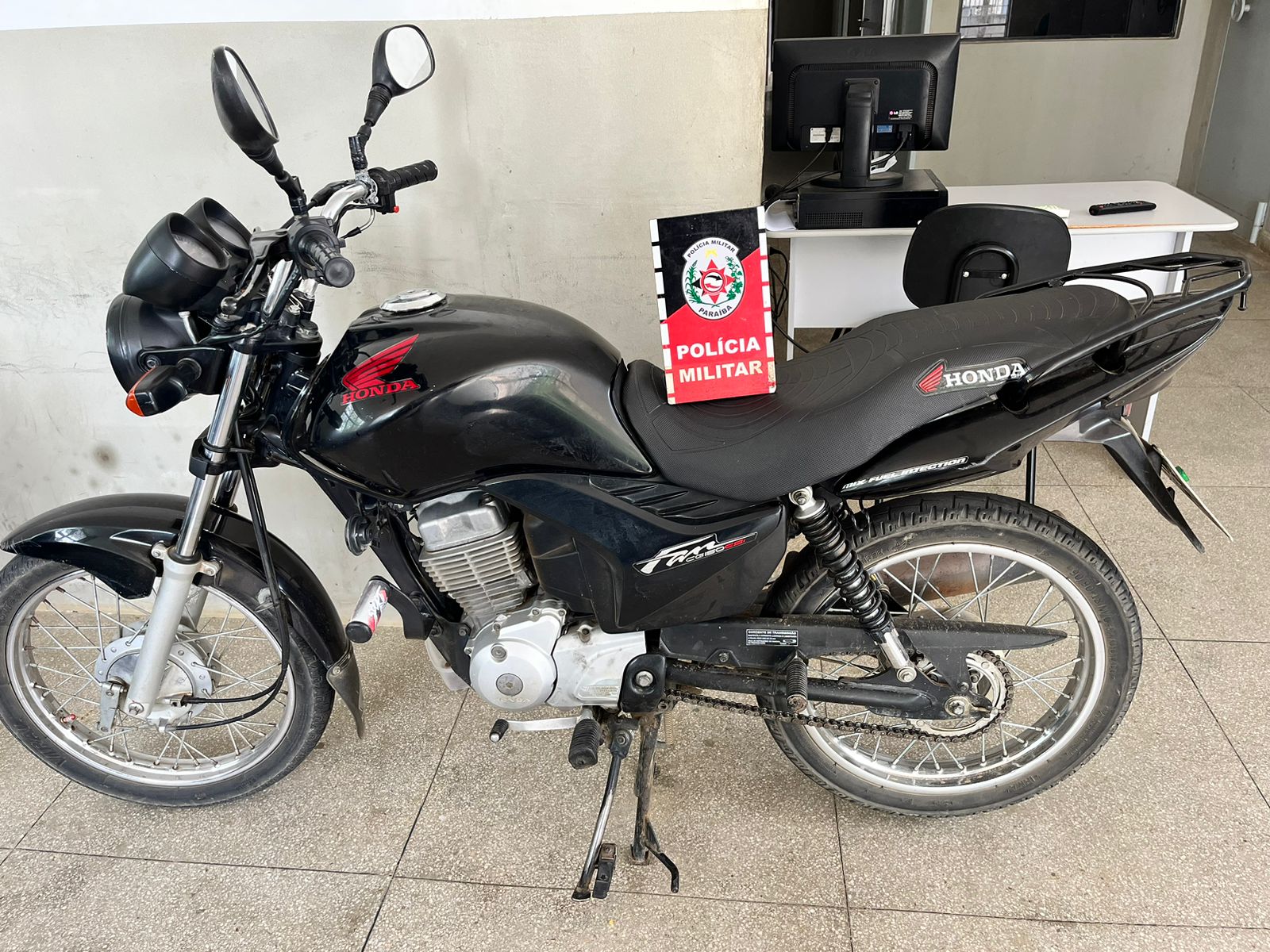 Polícia Militar apreende motocicleta na cidade de Teixeira, na PB