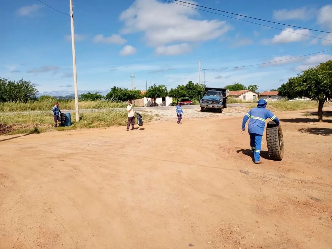 Prefeitura Municipal de Quixaba promove dia de combate ao mosquito da dengue