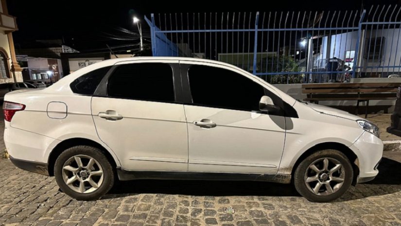 Dupla faz arrastão em residência da zona rural de Pombal, mas PM age rápido e recupera veículo roubado