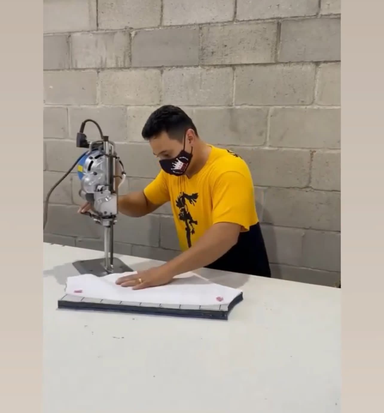 Chegou em Patos a Loja de Fábrica Florita Atacado, ótima opção para quem é lojista ou revendedor de roupas. CONFIRA