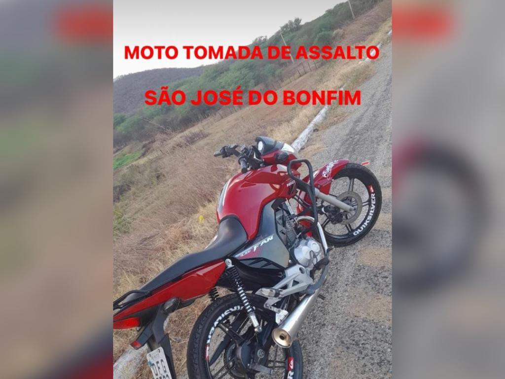 Mais uma motocicleta é tomada de assalto em São José do Bonfim; fato ocorreu na noite desta quarta-feira (10) 
