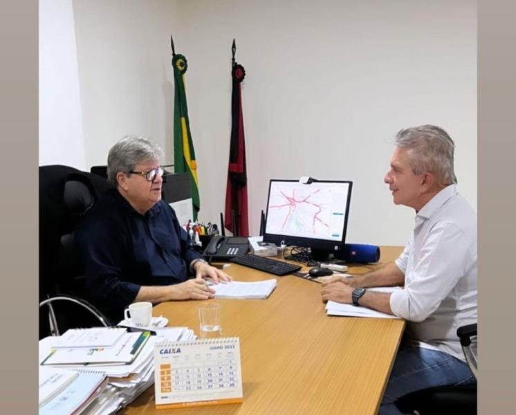 Em audiência com governador, Nabor informa sobre PL para doação de terreno para a construção do Hospital de Trauma do Sertão
