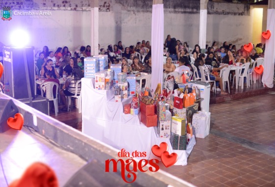 Tradicional festa das Mães reúne centenas de mamães em Cacimba de Areia