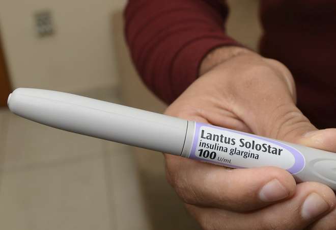 Internauta denuncia falta de insulina (Lantus) na 6ª Gerência de Saúde do Estado, em Patos, há quase 20 dias; gerente se pro