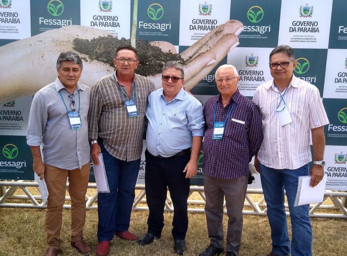 São José de Espinharas-PB marca presença na instalação do Fórum Estadual de Secretários Municipais de Agricultura. Veja