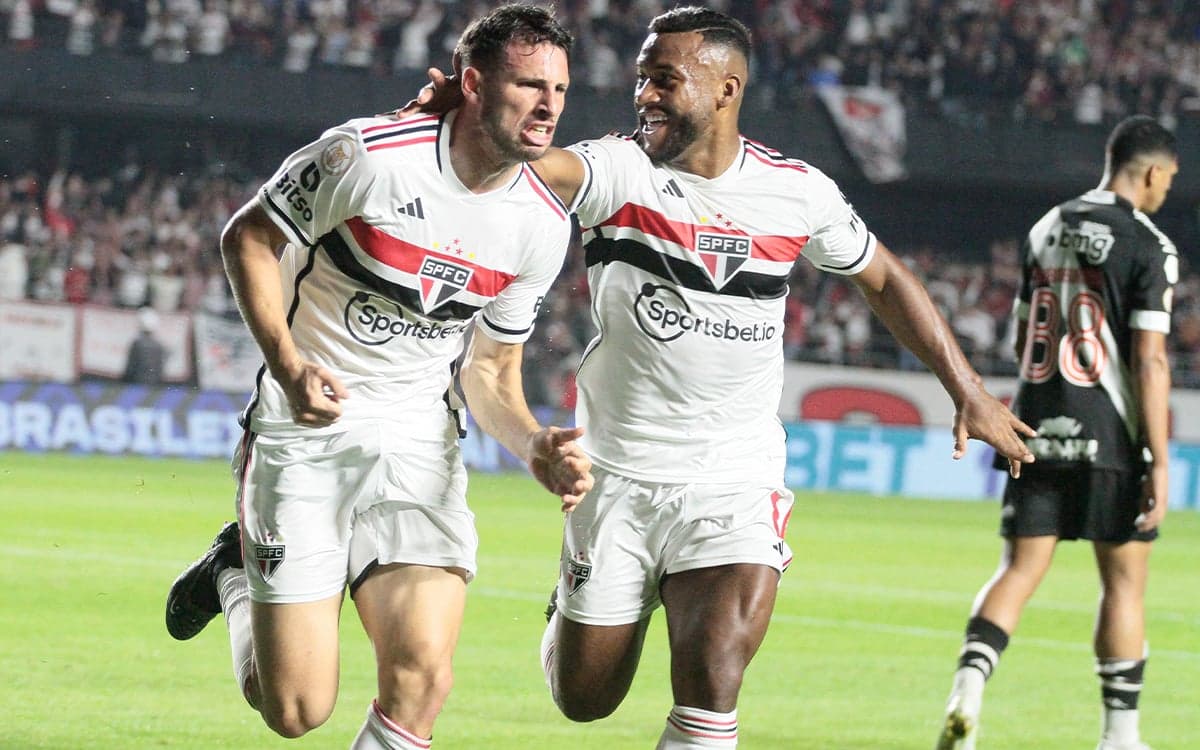 Em jogo eletrizante com 6 gols, São Paulo bate o Vasco por 4 a 2 pelo Brasileirão