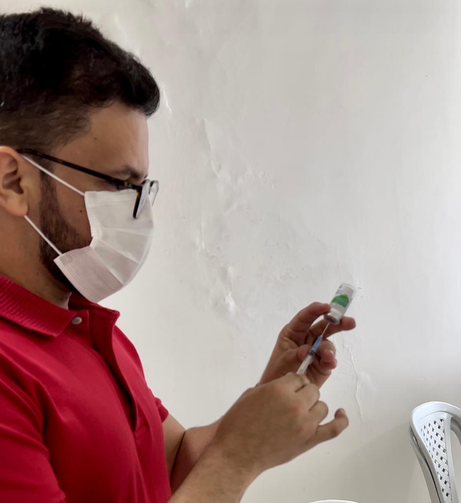 Patos aplica mais 8 mil doses no dia D de vacinação, e bate recorde em todo o estado da Paraíba. Confira