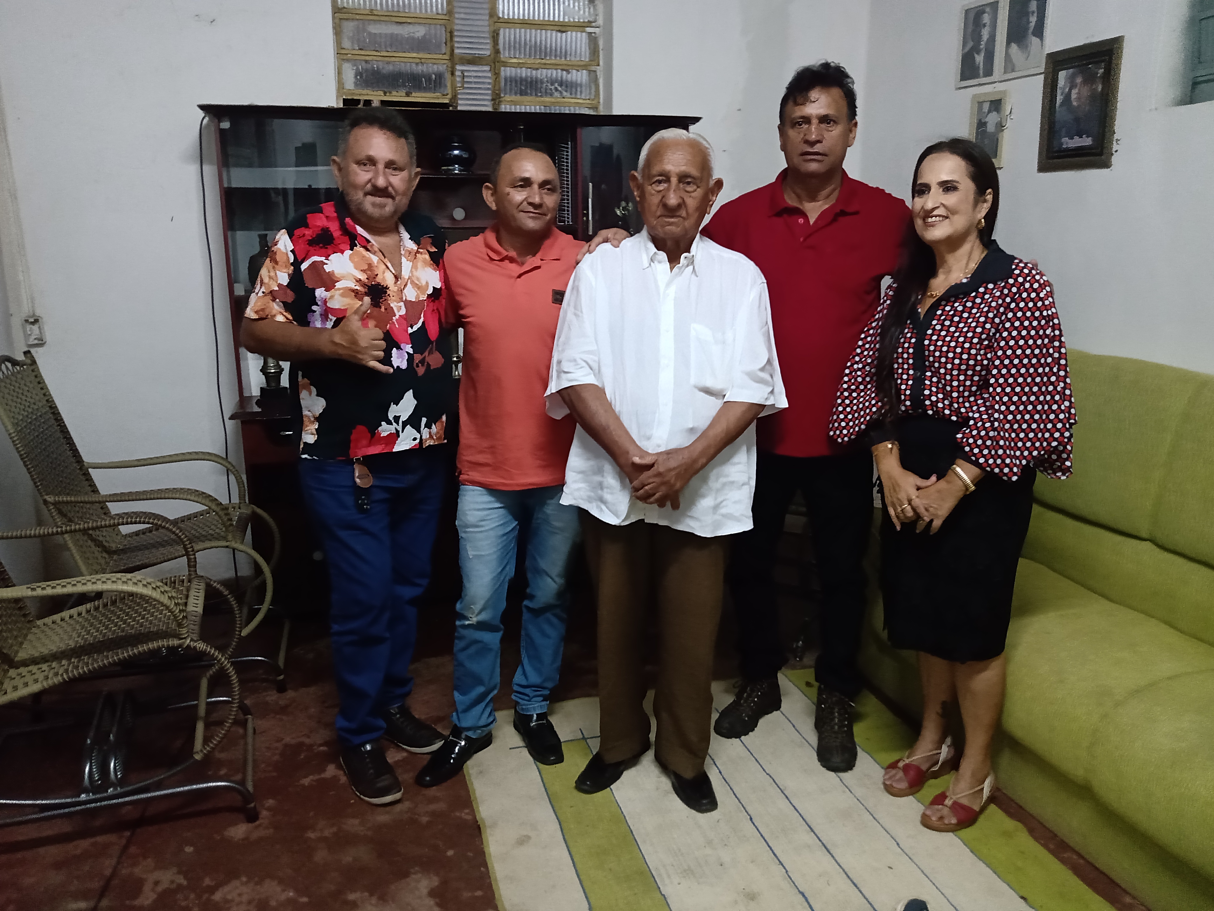 Dr. Camilo Pereira pode ser escolhido como pré-candidato a prefeito de Quixaba pelas oposições