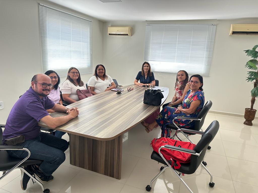 Administração de São José do Bonfim promove reunião com UFCG para implantação de Projeto de Arborização