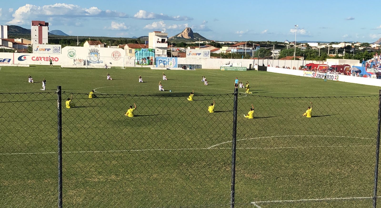 Com falha de Mauro Iguatu e jogando com um a menos todo o 2º tempo, Nacional de Patos busca empate na raça contra o Santa Cruz