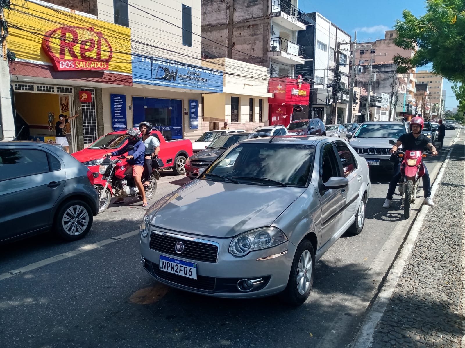 Patos possui mais de 39 mil condutores e quase 30% são mulheres