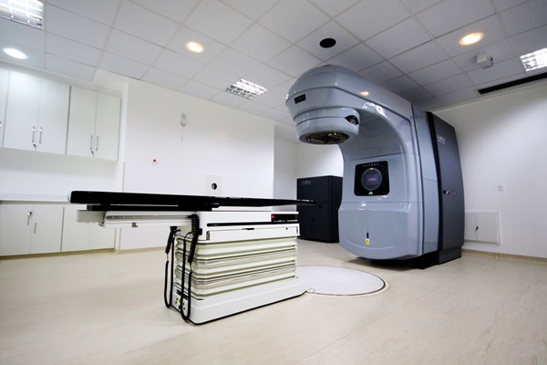 O que é o acelerador linear que o Hospital do Bem em Patos deve ganhar