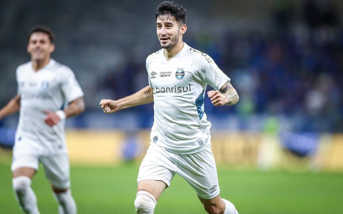 Grêmio vence no Mineirão, elimina o Cruzeiro e segue em frente na Copa do Brasil