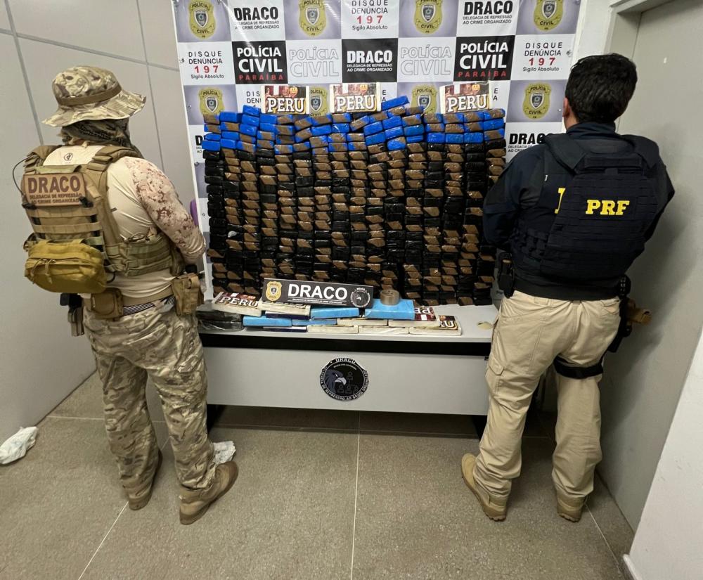 DRACO e PRF apreendem cerca de 400kg de drogas no Sertão da Paraíba. VÍDEO