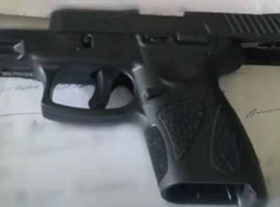 “Foi um acidente e não intencional, estou desesperado”, diz pai de bebê baleado; vítima está internada em estado grave