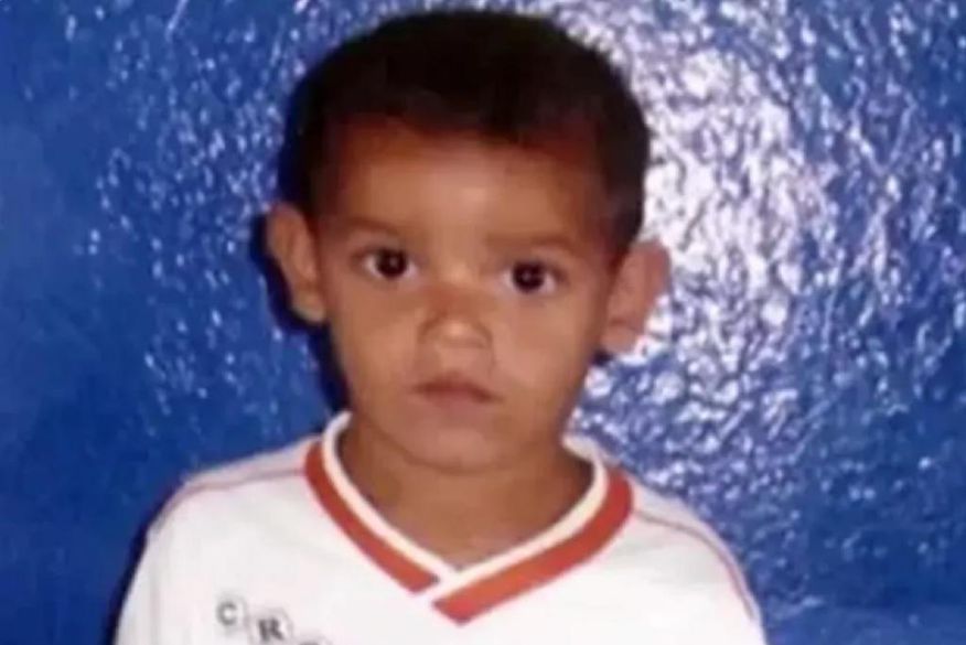 Acusados de matar criança em “ritual macabro” são condenados a mais de 30 anos de prisão